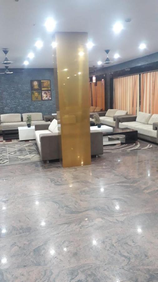 Bhawanipatna Hotel Bhagirathi מראה חיצוני תמונה
